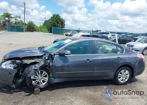 2010 Nissan Altima 2.5 S z USA, uszkodzony, nr VIN 1N4AL2AP2AN489059